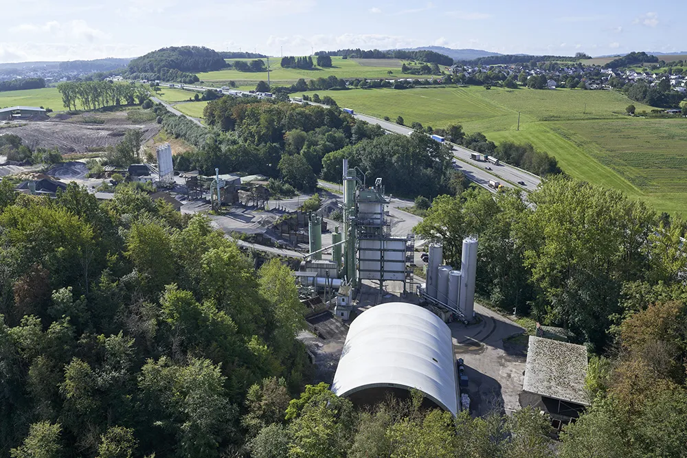 Benninghoven's mobile asphalt plant | Global Highways