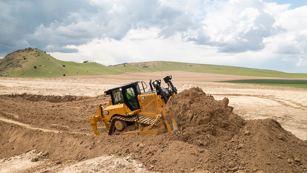 Caterpillar’s new D8 dozer offers improved performance over the previous model Caterpillar’s new D8 dozer offers improved performance over the previous model